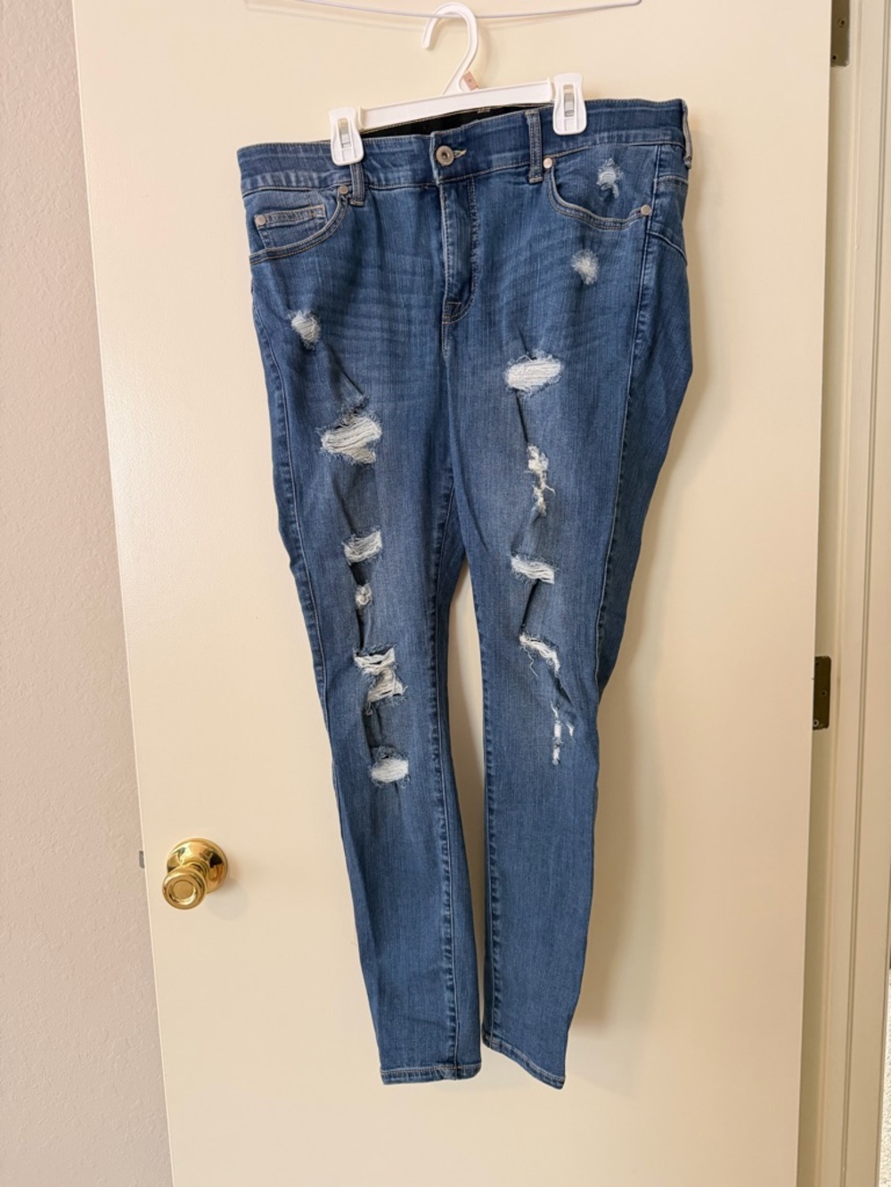 torrid Distressed Dark Blue Skinny Jeans